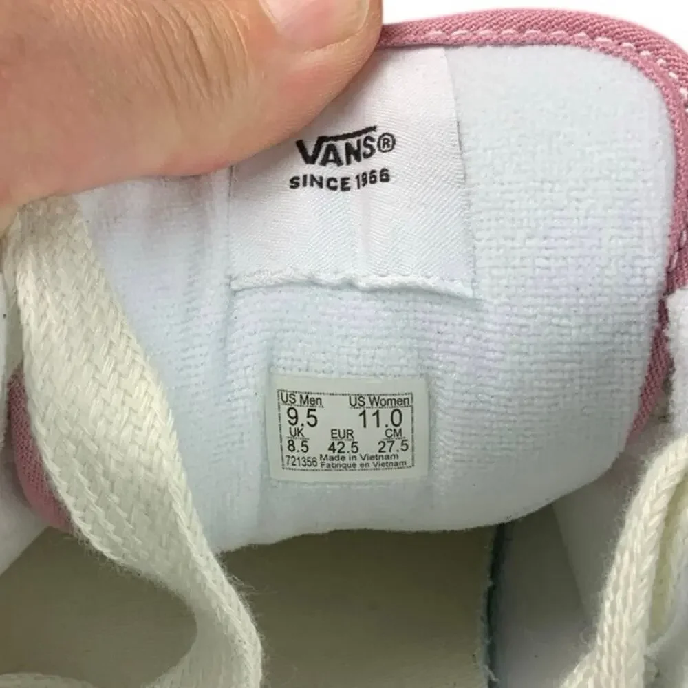 Vans Old Skool Shoes Mens 9.5 Womens 11 Pink Black White Sneakers NWOT *see pics